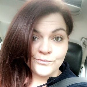 Meet your Posher, Katelyn